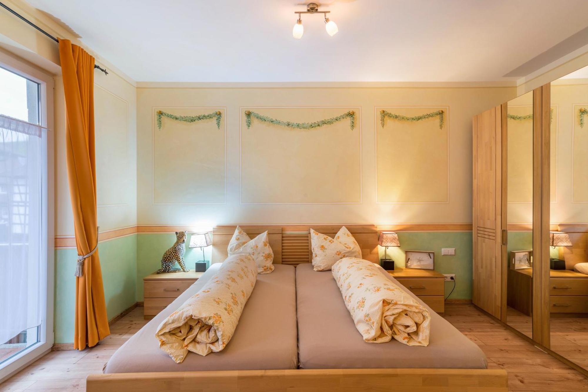 Schusterjunge Aparthotel Sasbachwalden Esterno foto